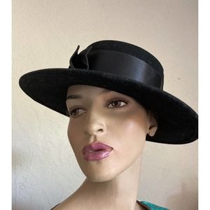 Vintage Classic Women's Wool Hat Boater Style Cro… - image 1